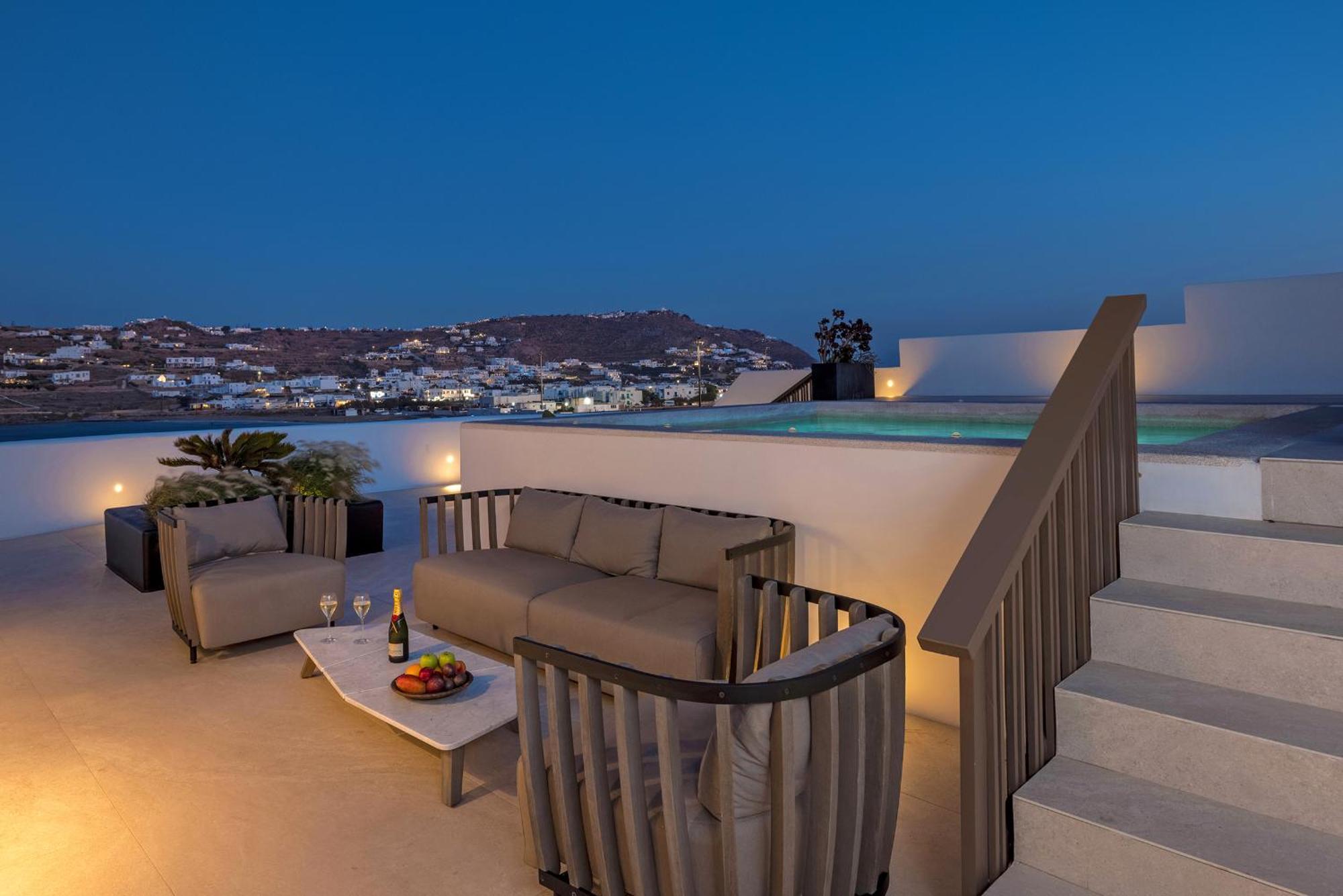 Aeonic Suites And Spa Mykonos Town Esterno foto