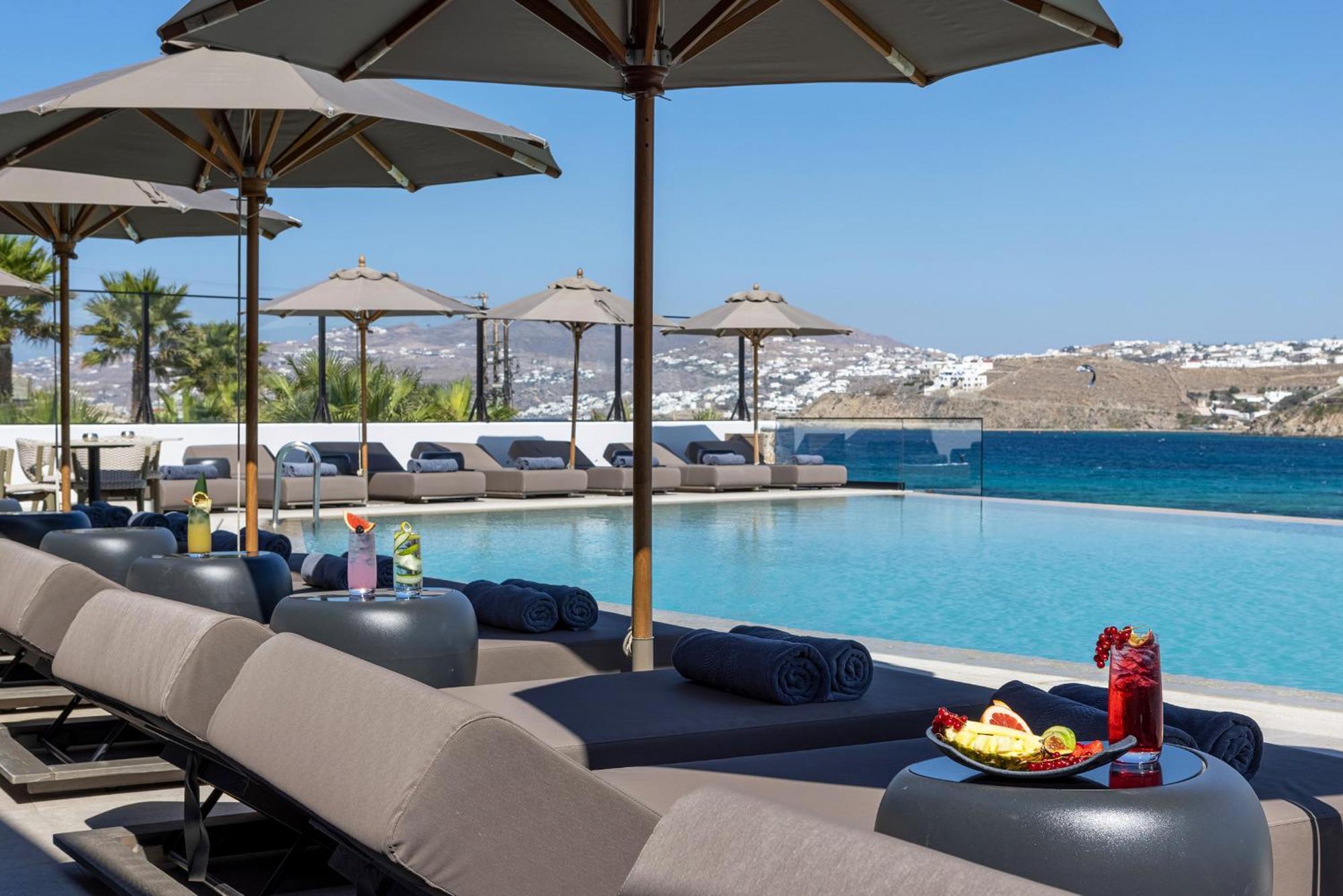 Aeonic Suites And Spa Mykonos Town Esterno foto
